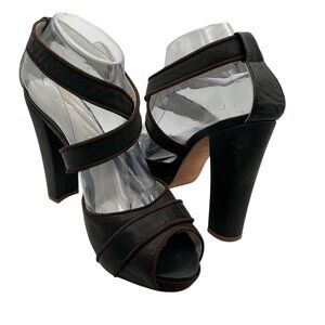 Kenneth Cole leather Elegant Brown‎ Women's Heels size 9.5M